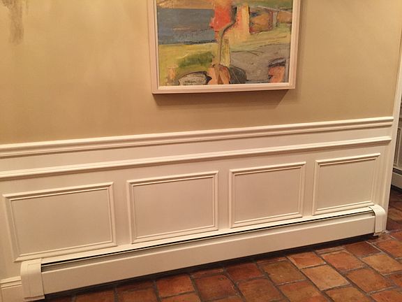Molding throughout 