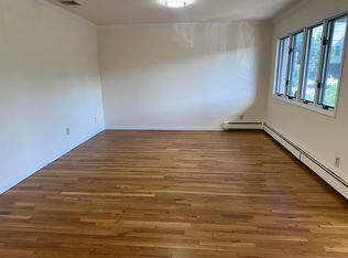 407 Jane St #1, Fort Lee, NJ 07024