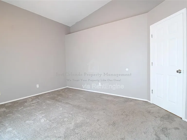 464 Briar Bay Cir — Photo 16