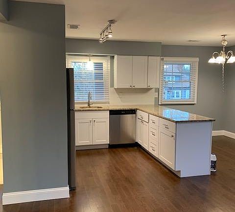 3rd image of 35 Amboy Ave Suite 1