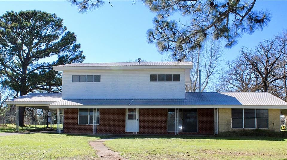 1st image of 1017 W County Road 415
