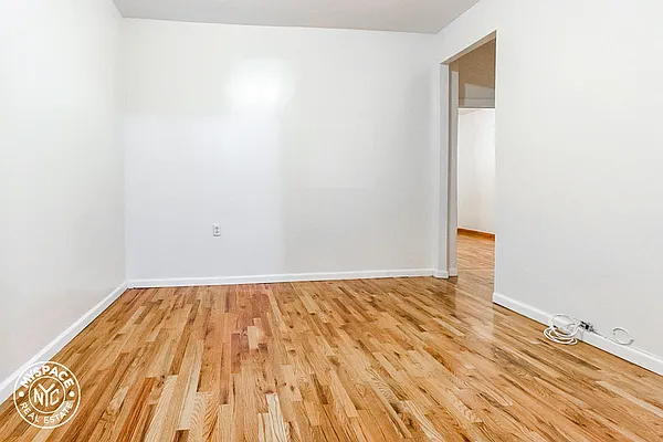 Rented by MySpaceNYC | media 22