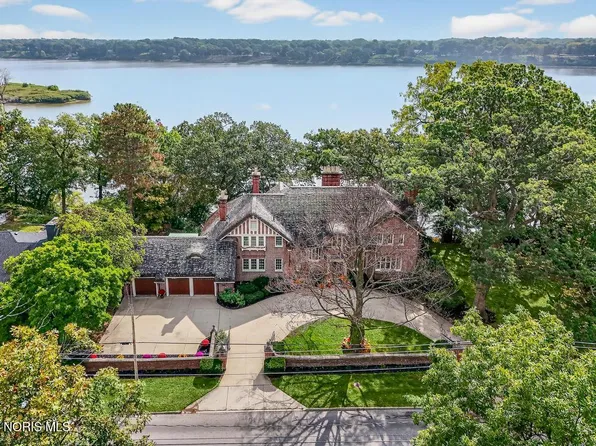 4215 W River Rd, Toledo, OH 43614