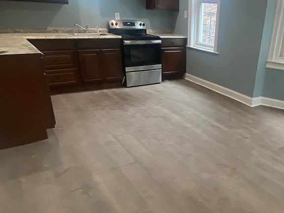 2nd image of 4935 N Broad St #3