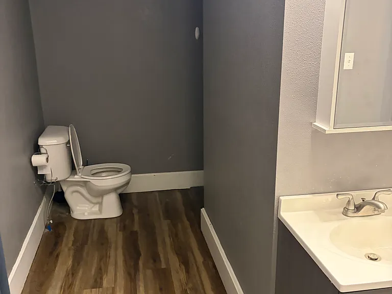 402 N Linn St — Photo 12