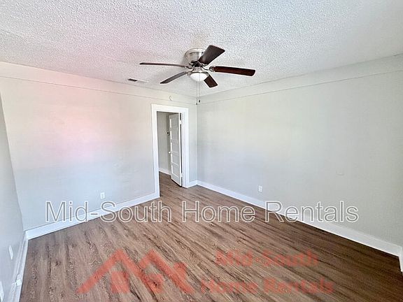 5th image of 2263 Hunter Ave