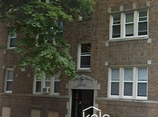 851 E 80th St, Chicago, IL 60619