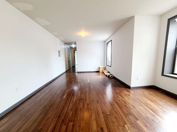 5th image of 1222 Tinton Ave APT 2