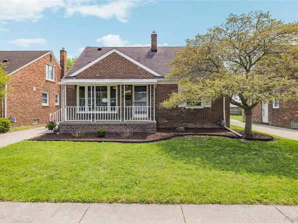 13527 Phelps St, Southgate, MI 48195