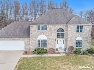 5316 S Pine Slope Ct SW, Wyoming, MI 49519