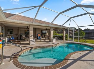 867 Geneva St E, Lehigh Acres, FL 33974