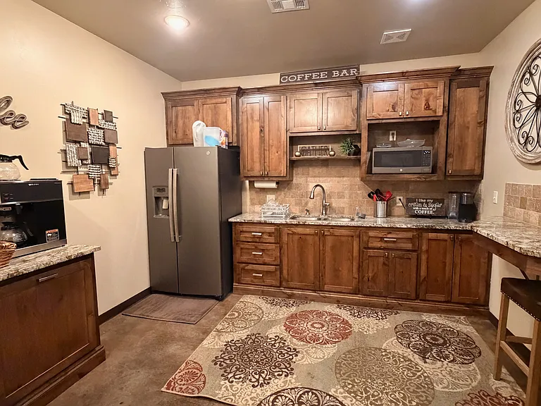 625 N Main St #1 — Photo 5
