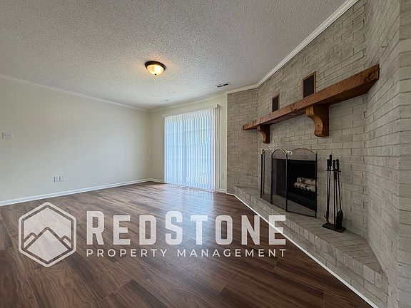 4th image of 3138 Whitesell Dr #C