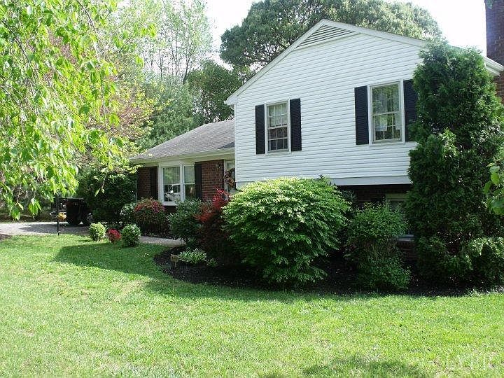 1st image of 108 Lynview Dr