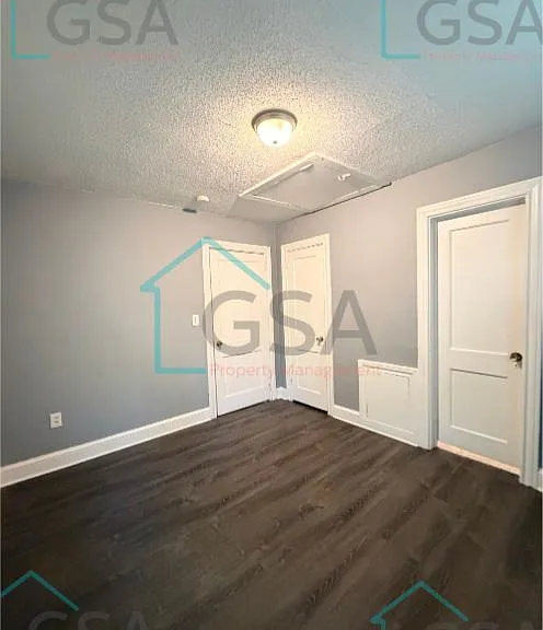 8 Watts Ct — Photo 10