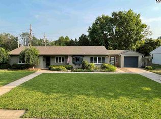 101 Carlton Rd, Hutchinson, KS 67502