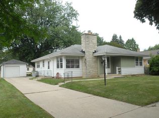 2855 S 56th Ct, Milwaukee, WI 53219
