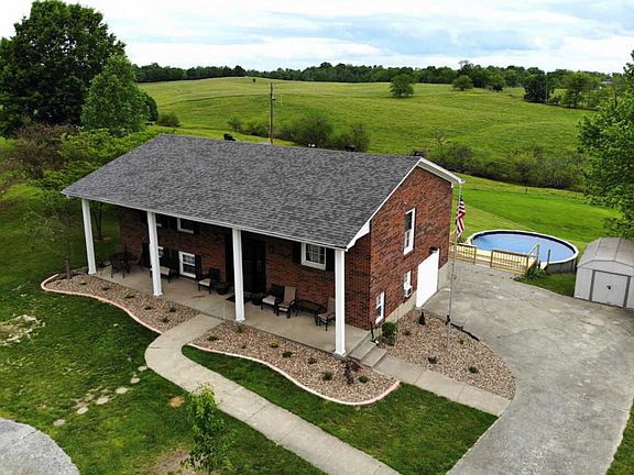 4th image of 142 Norton Dr