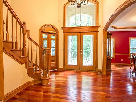 3rd image of 10275 Laydon Ln