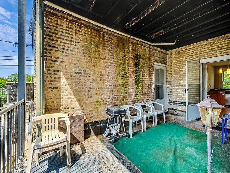 2839 W Cortez St #1 — Photo 32