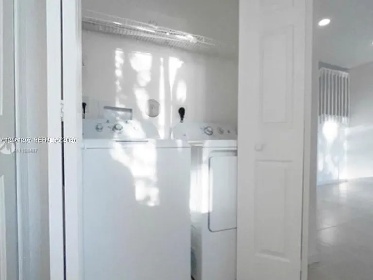 2430 SE 14th Ave #276 — Photo 17