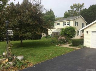 2209 River Rd, Niagara Falls, NY 14304