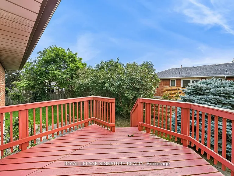 21 Broadlands Blvd — Photo 34
