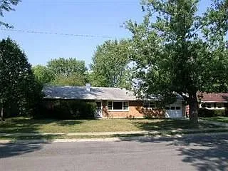 310 Carol Ln photo 1