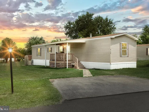 6430 Dupont Ave, Dover, PA 17315