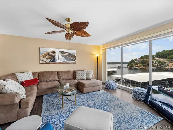 258 Regatta Bay Dr #2C, Lake Ozark, MO 65049