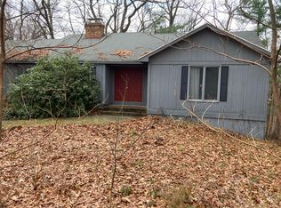 3536 Manderley Dr NE, Grand Rapids, MI 49525