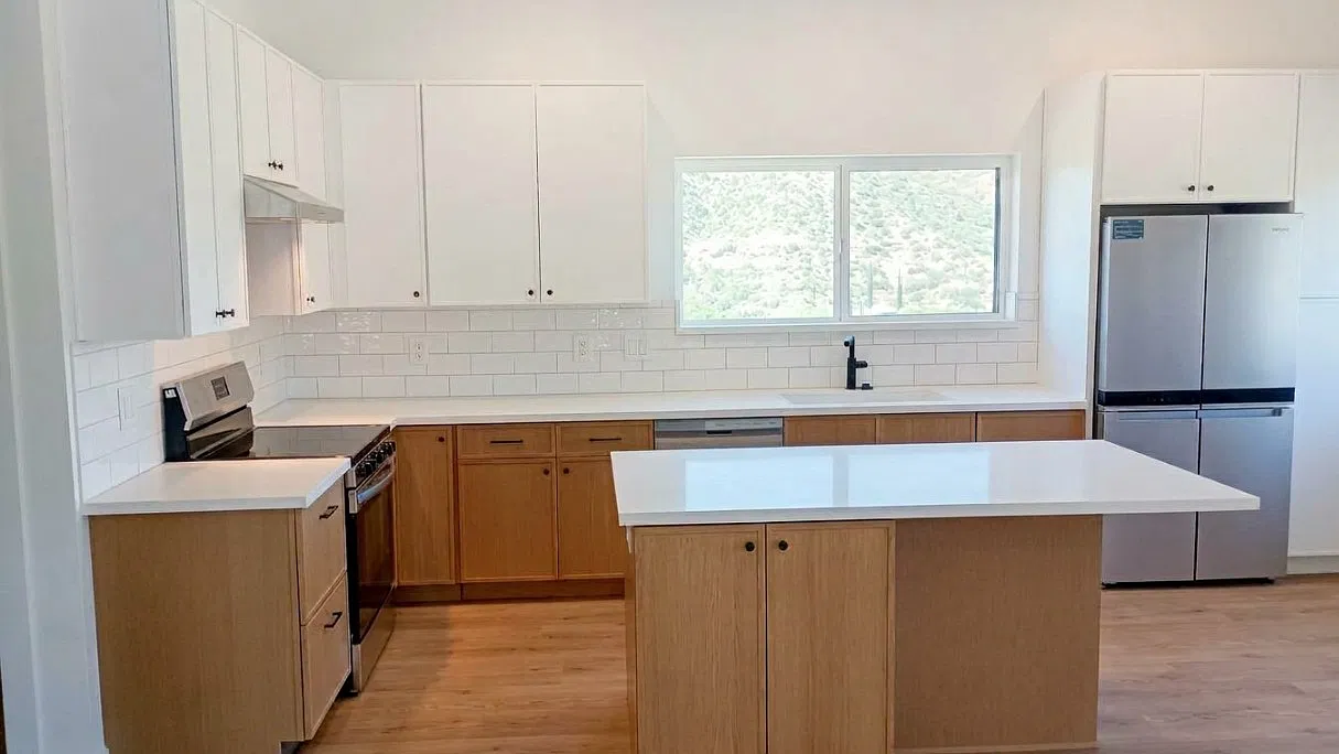 4 bed, 2114 sqft, $2,600 — Photo 1