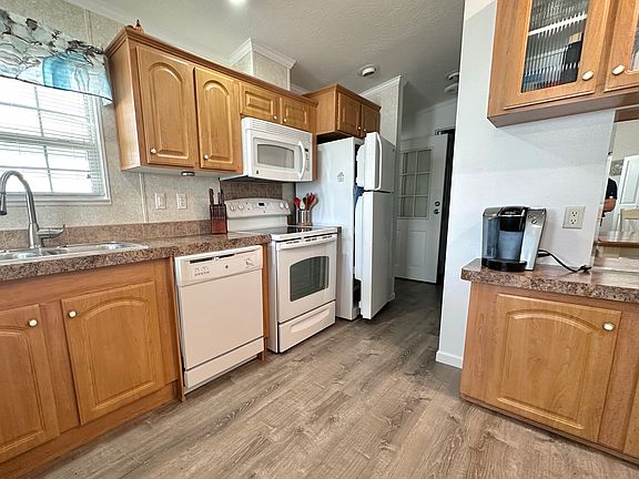 2nd image of 6233 Lowery St Lot 468