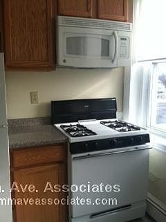 3rd image of 81 Empire St APT 4