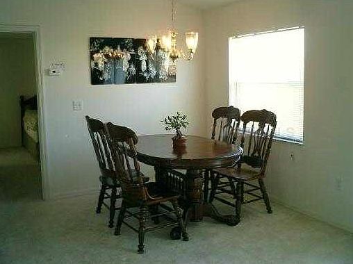4th image of 903 Summer Glen Dr