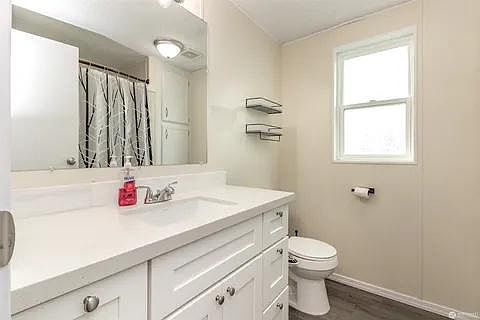 3rd image of 1203 104th St E #1203