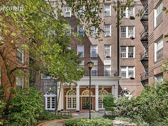 4th image of 225 Sterling Pl APT 6E