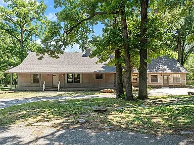 1600 E Covell Rd — Photo 30