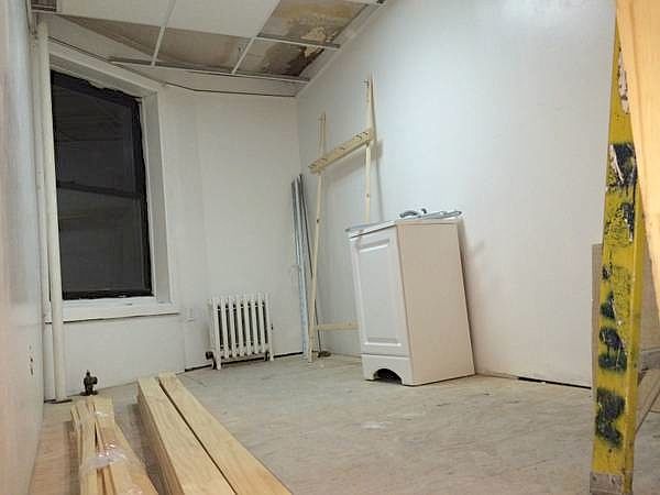1st image of 127 Henry St APT 4