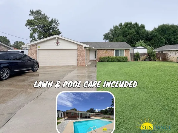 404 Lee Ln, Destin, FL 32541
