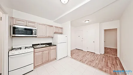 Rented by Moda Realty