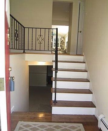 2nd image of 6 Mary Beth Dr