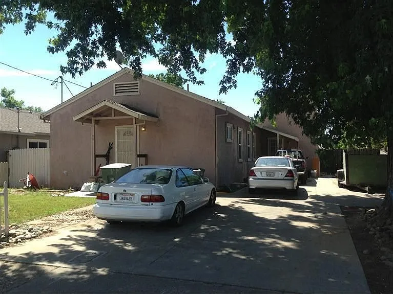 50 Toledo St photo 1