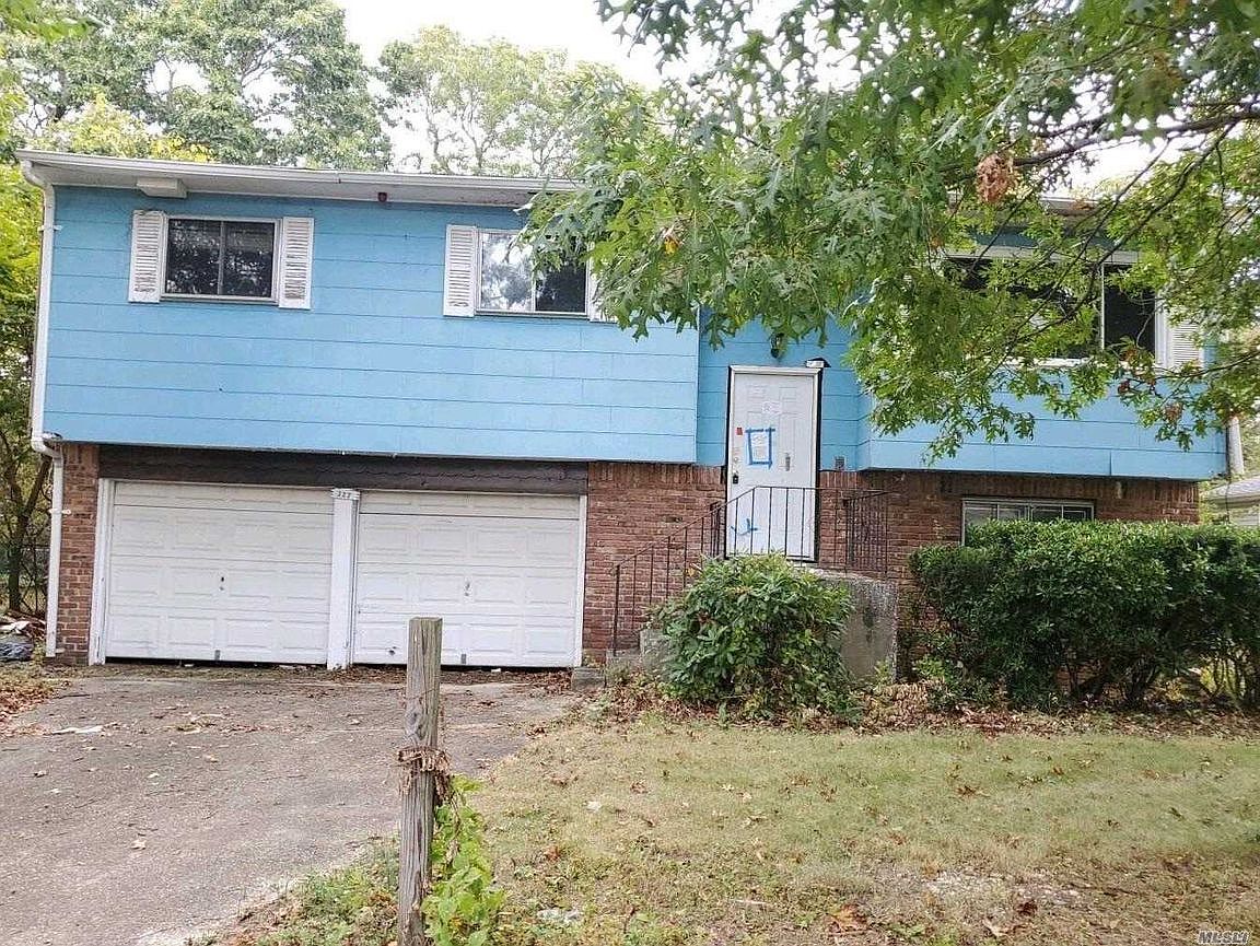 327 State Ave, Wyandanch, NY 11798 Zillow