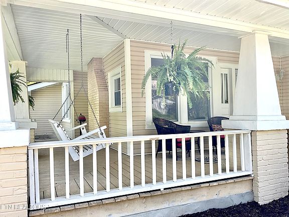 5th image of 2312 Woodrow Dr