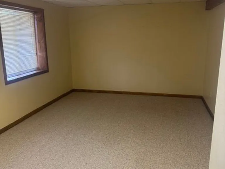 2601 Flintwood Ct — Photo 7