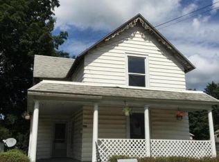 207 E Delaware St, Decatur, MI 49045