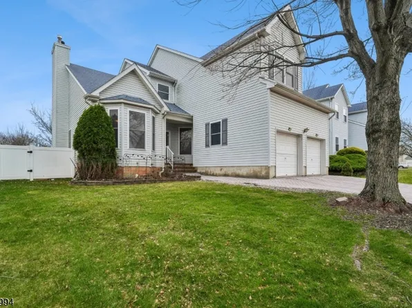 36 Murphy Drive, Bridgewater Twp., NJ 08807