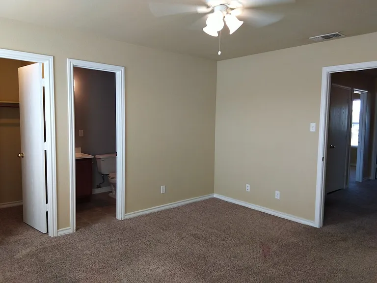 5026 Summit Wood #1 — Photo 10