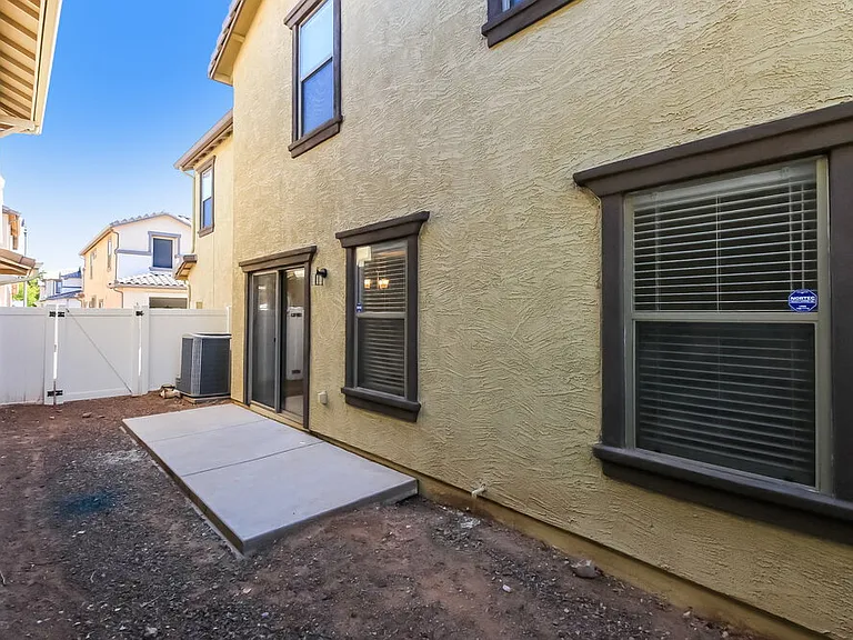 3931 E Jasper Dr — Photo 16